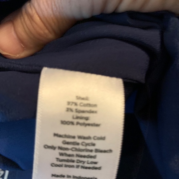 Talbots fully lined side zip stretch skirt. Worn‎ twice - Picture 4 of 4